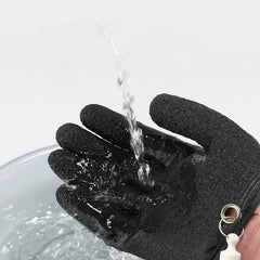 Multifunctional Fish Catching Latex Gloves - Anti-Slip, Waterproof, Portable - Season1Ep3